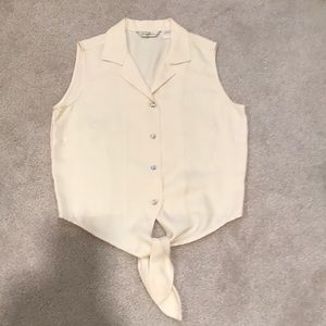 Sleeveless Blouse with tie at the waste
